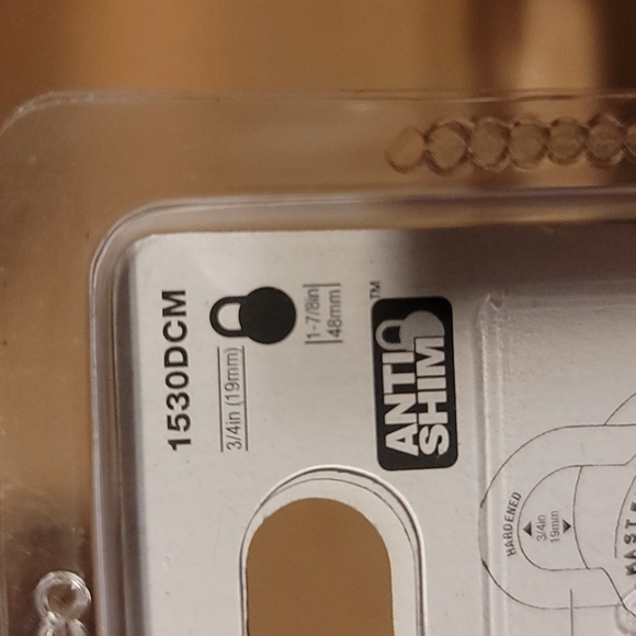 Master Lock Tough Under Fire 3/4 Inch lock - Picture 3 of 3